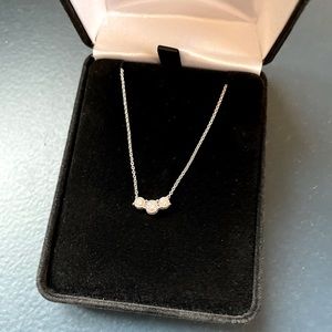 Kay Jewelers 3 stone diamond necklace, 18 inches